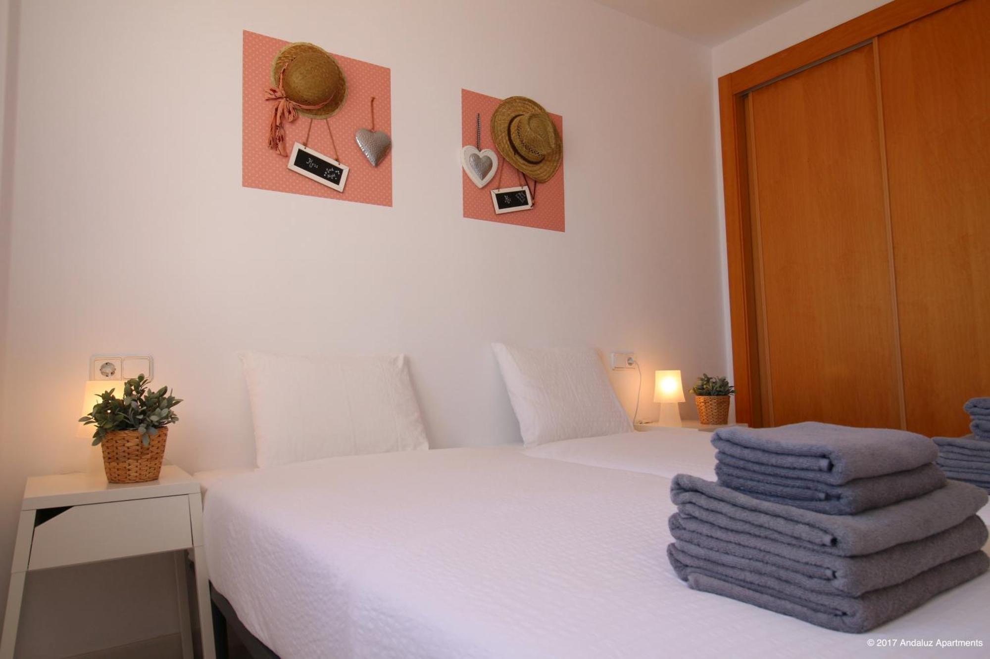 Andaluz Apartments Mar De Nerja Exterior photo